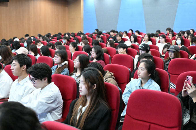 无锡太湖学院第十届校园读书文化节开幕9.jpg